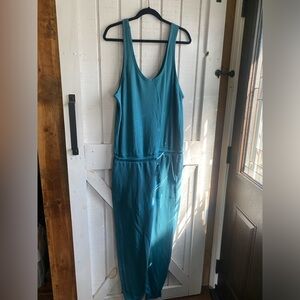 Athleta recovery jumpsuit 2xl